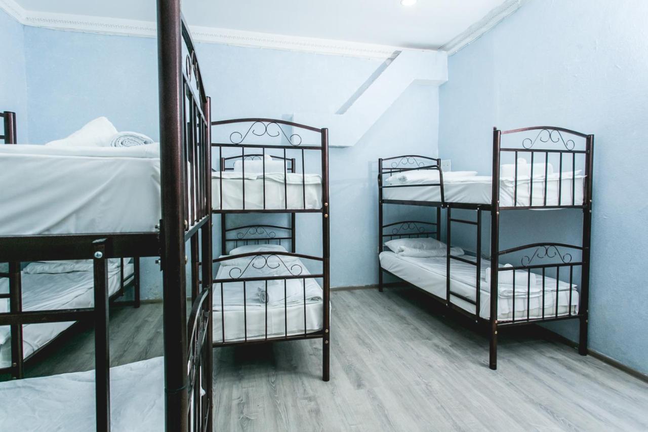 Sherlock Holmes Hostel 바쿠 외부 사진