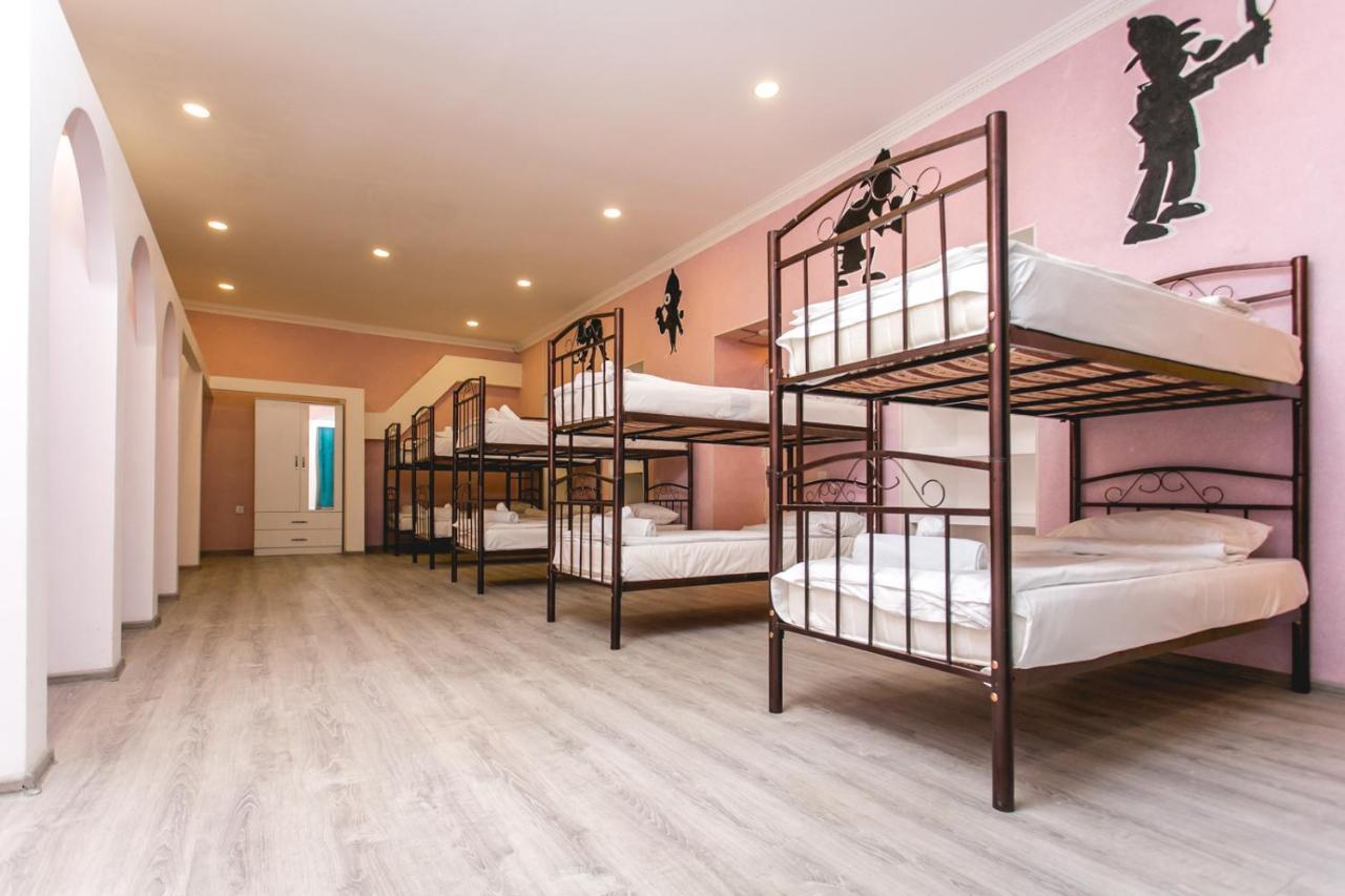 Sherlock Holmes Hostel 바쿠 외부 사진
