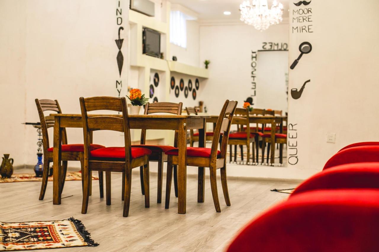 Sherlock Holmes Hostel 바쿠 외부 사진