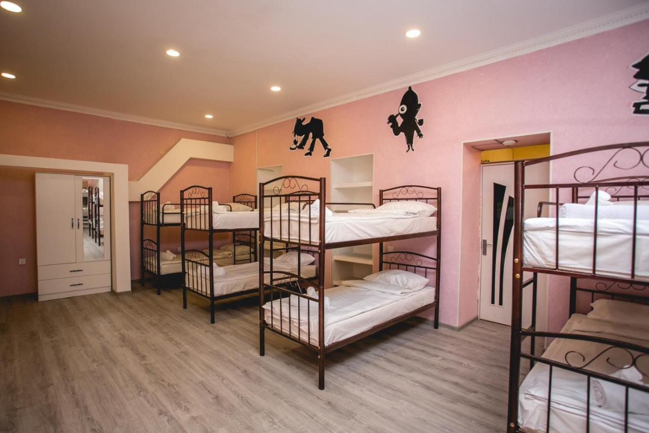 Sherlock Holmes Hostel 바쿠 외부 사진